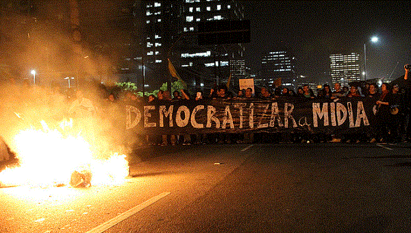 ECONOMIST: hegemonia da TV Globo não tem comparação no mundo! “O papel nocivo da TV Globo na democracia brasileira” democratizar a mdia